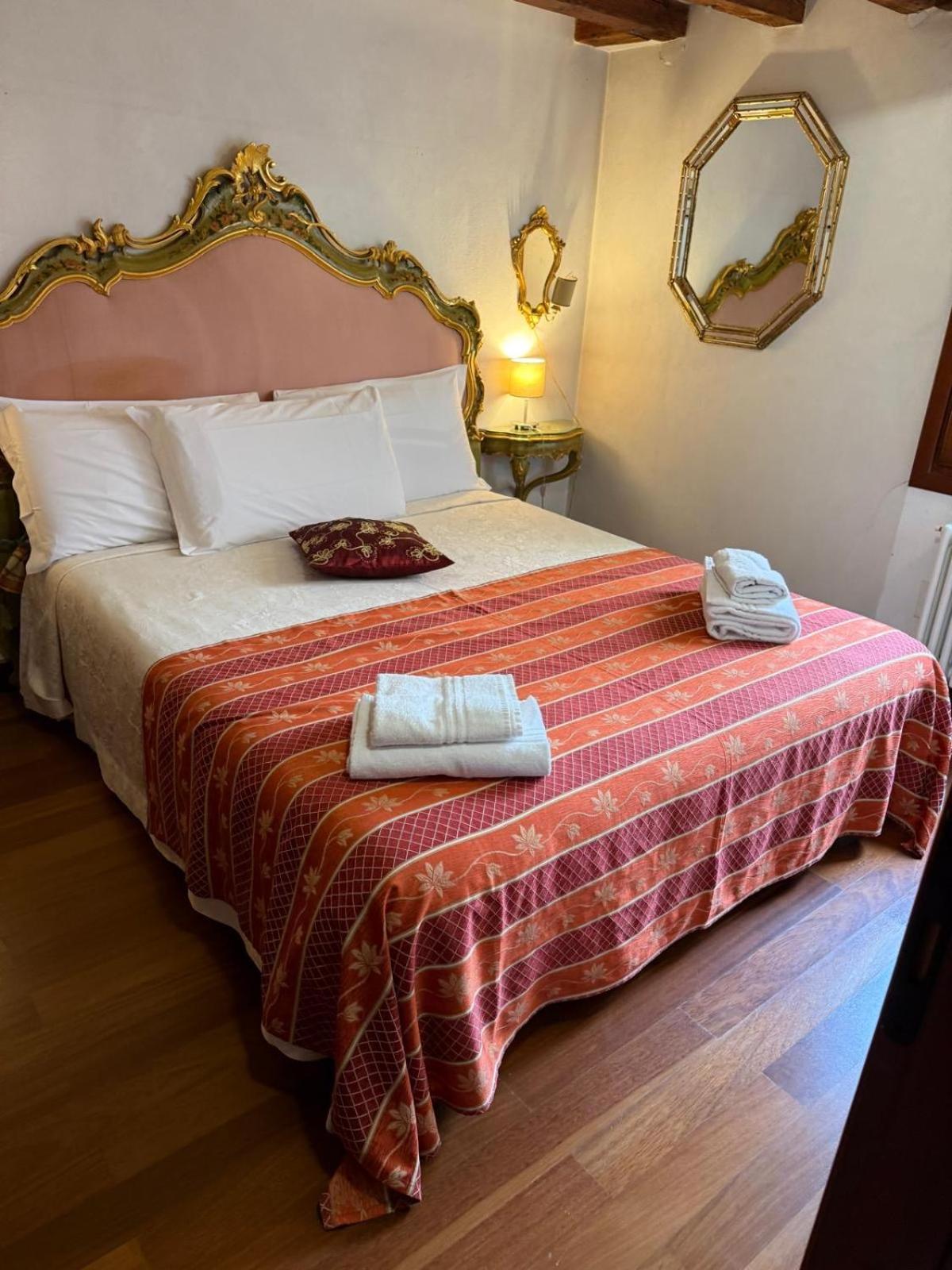 1 Ca'del Traghetto Family Apartament *